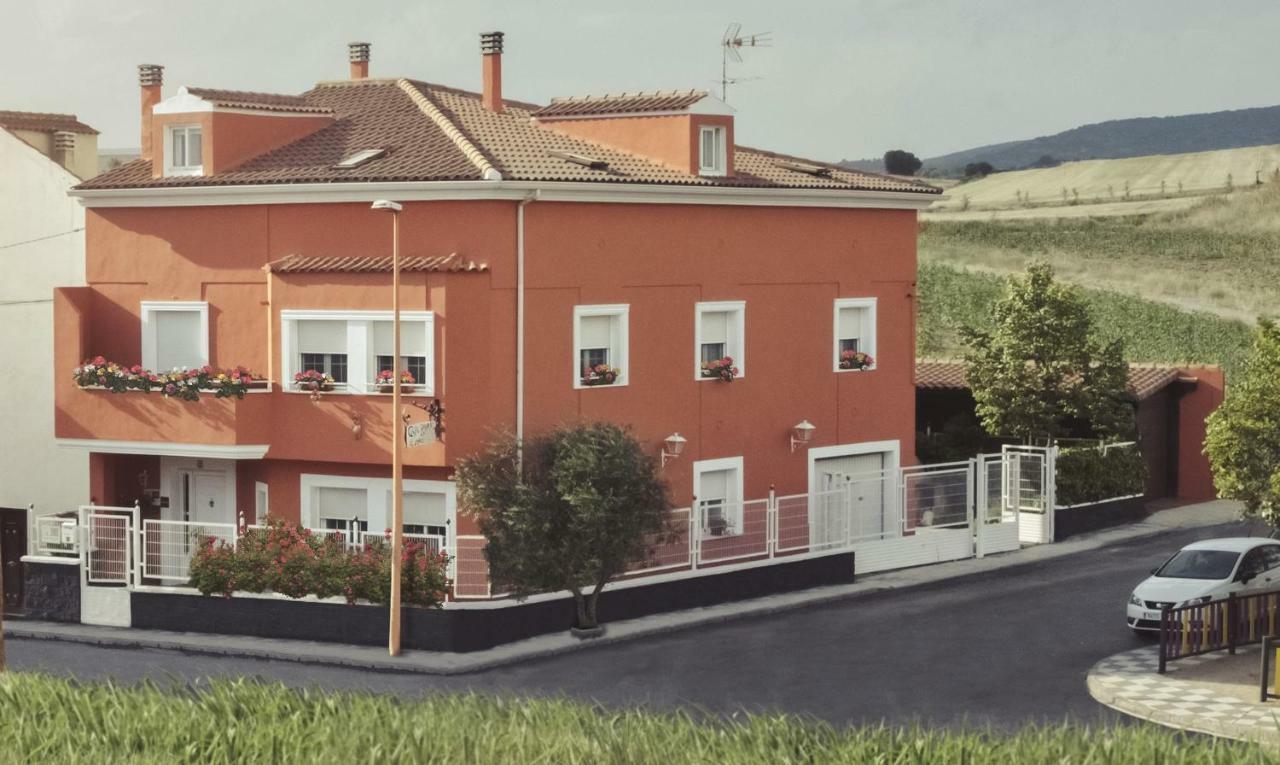 Apartamento 2 4/6 Pax Casa Rural El Sauce. A 2,5 Km De Cuenca Capital Nohales 外观 照片